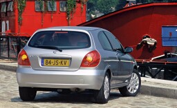 Nissan Almera
