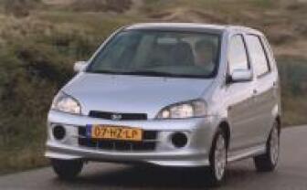 Daihatsu YRV