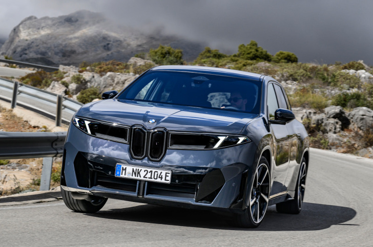 BMW iX3