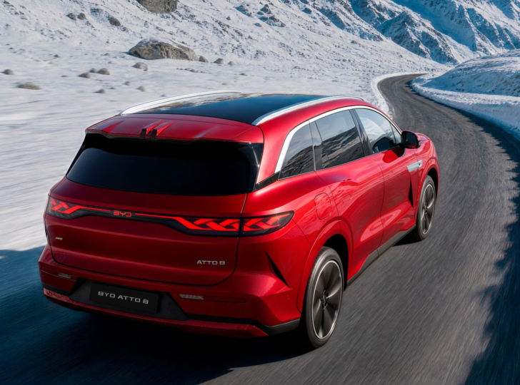 BYD Atto 8