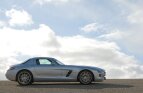 Mercedes-Benz SLS