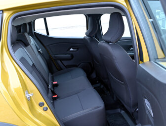 Dacia Sandero Stepway (Achterin)