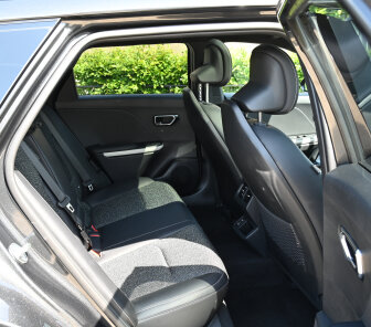 Kia K4 SportsWagon (Achterin)