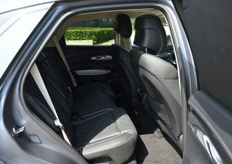 Genesis GV70 (Achterin)