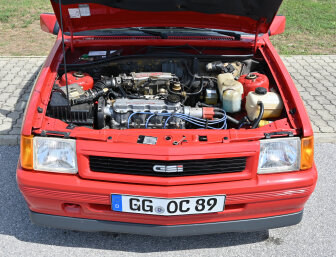 Opel Corsa GSi Motor
