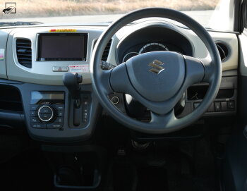 Suzuki Wagon R (2012 - 2017) - Interieur