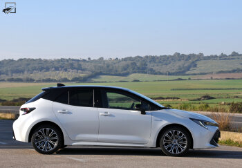 Toyota Corolla - Zijkant