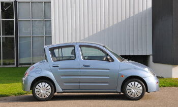 Toyota Will Vi  - Zijkant