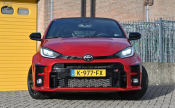 Toyota Yaris - Recht voor