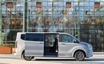 Ford Tourneo Custom - Zijkant