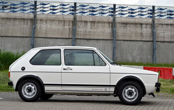 Volkswagen Golf I - Zijkant