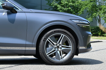 Genesis GV70 - Wiel