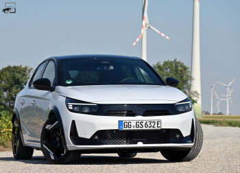 Opel Corsa - Driekwart voor