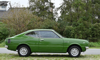 Toyota Corolla (1974 - 1981) - Zijkant