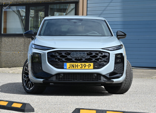 Audi Q3 Sportback - Recht voor