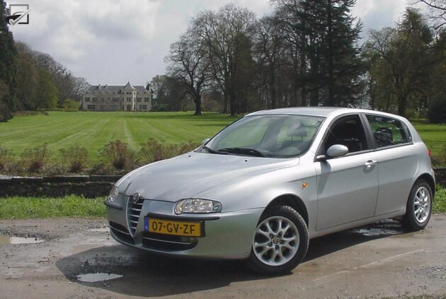 Alfa Romeo 147 - Driekwart voor