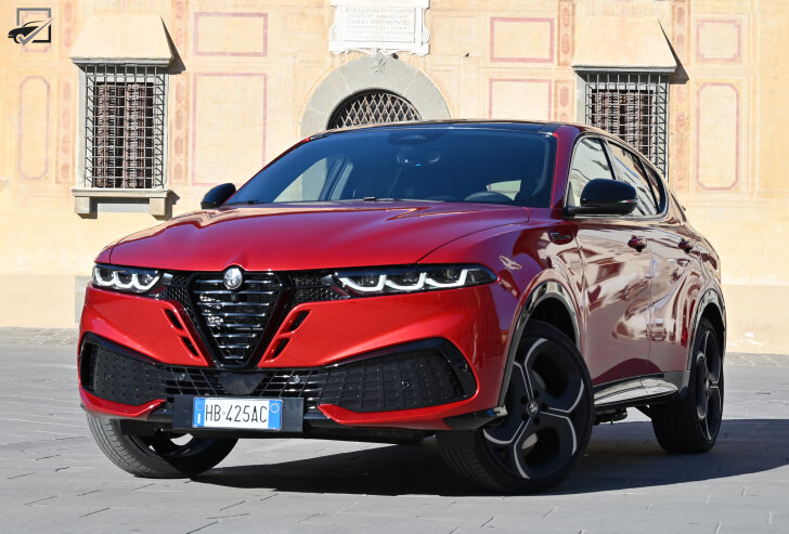 Alfa Romeo Tonale (Driekwart voor)