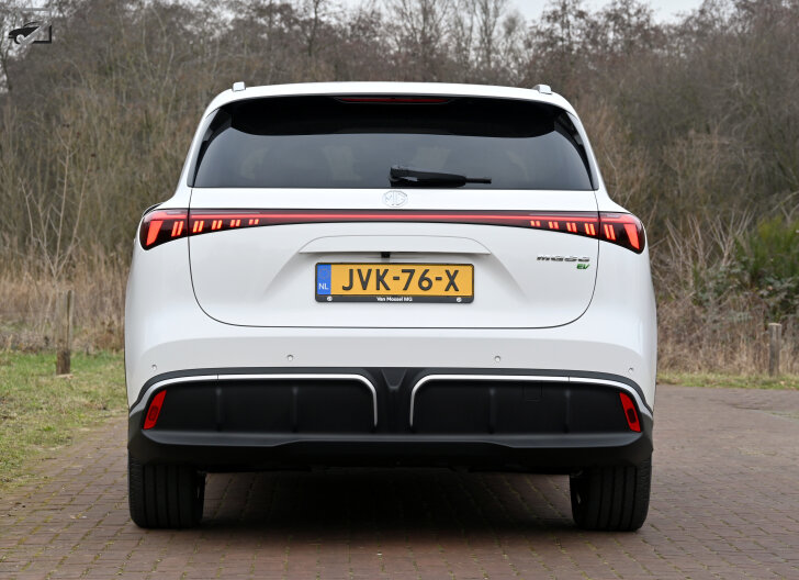 MG S6 (Recht achter)