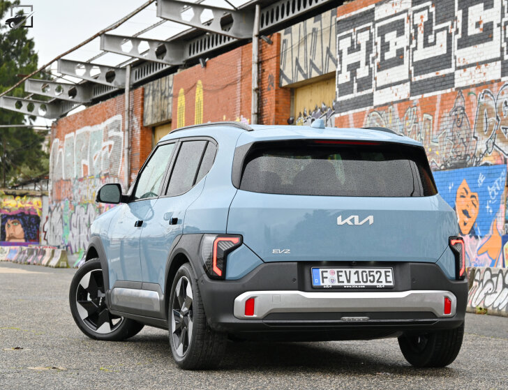 Kia EV2 (Driekwart achter)