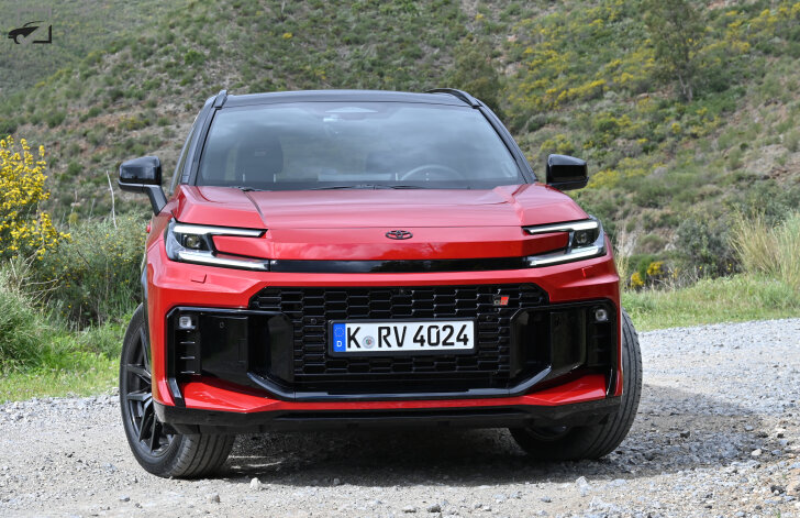 Toyota RAV4 (Recht voor)