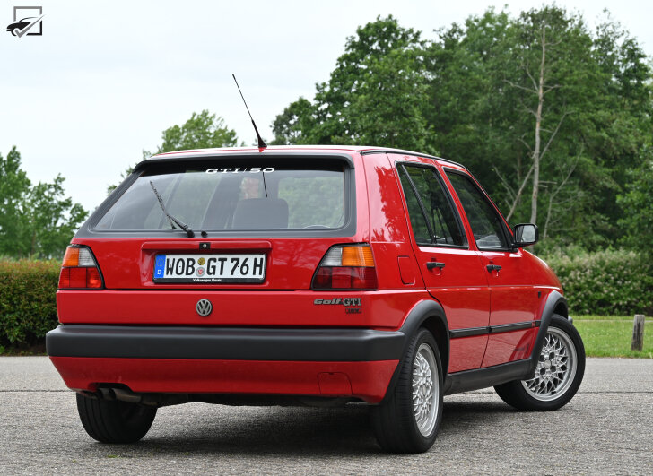 Volkswagen Golf II GTI (Driekwart achter)