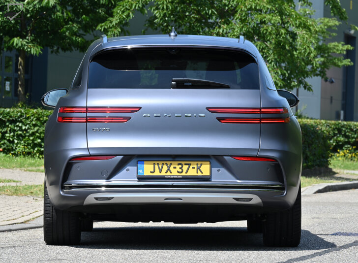 Genesis GV70 (Recht achter)