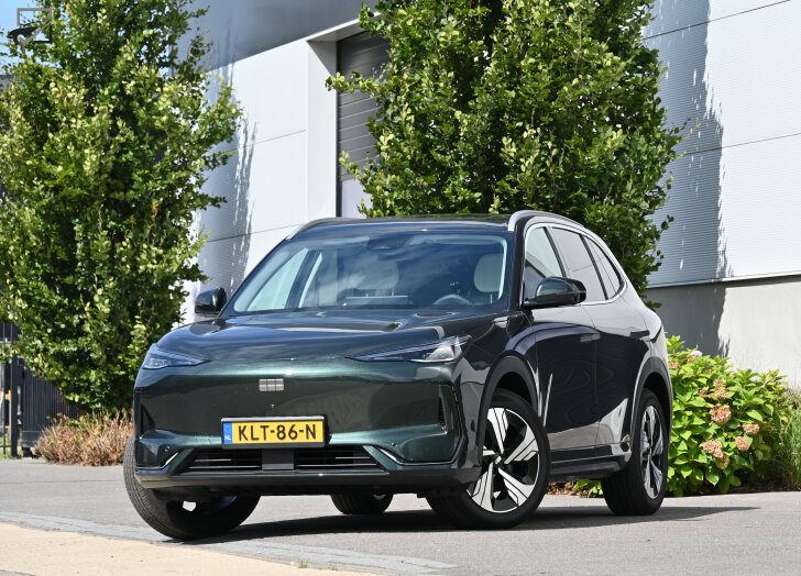Geely E5 Driekwart voor