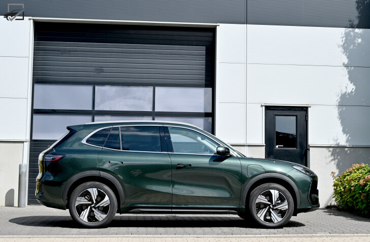 Geely E5 Zijkant