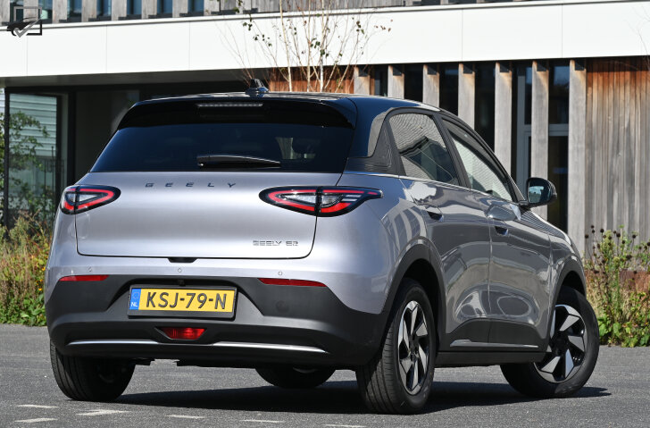 Geely E2 Driekwart achter