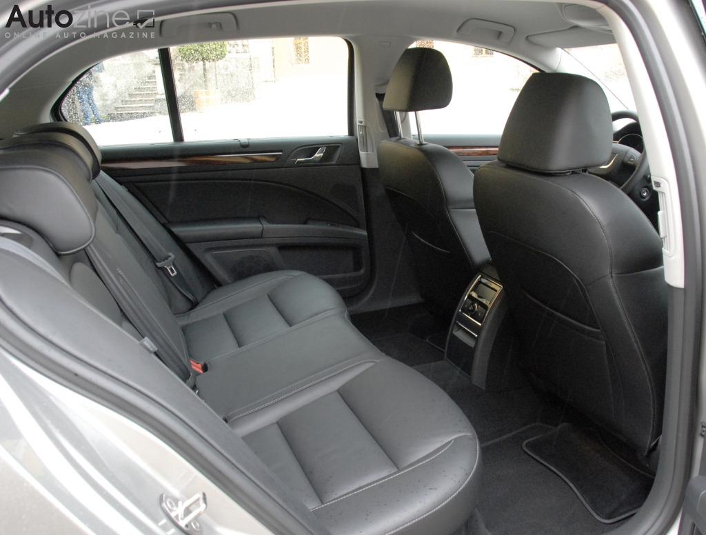 Skoda Superb (2008 - 2015) (Achterin)