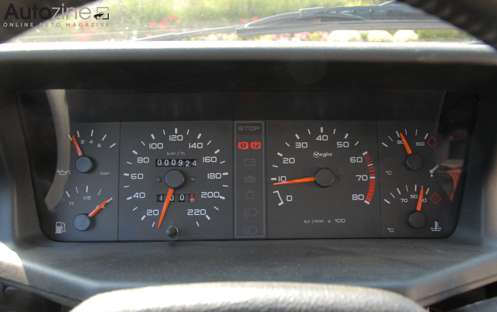 Peugeot 205 (Klokken)