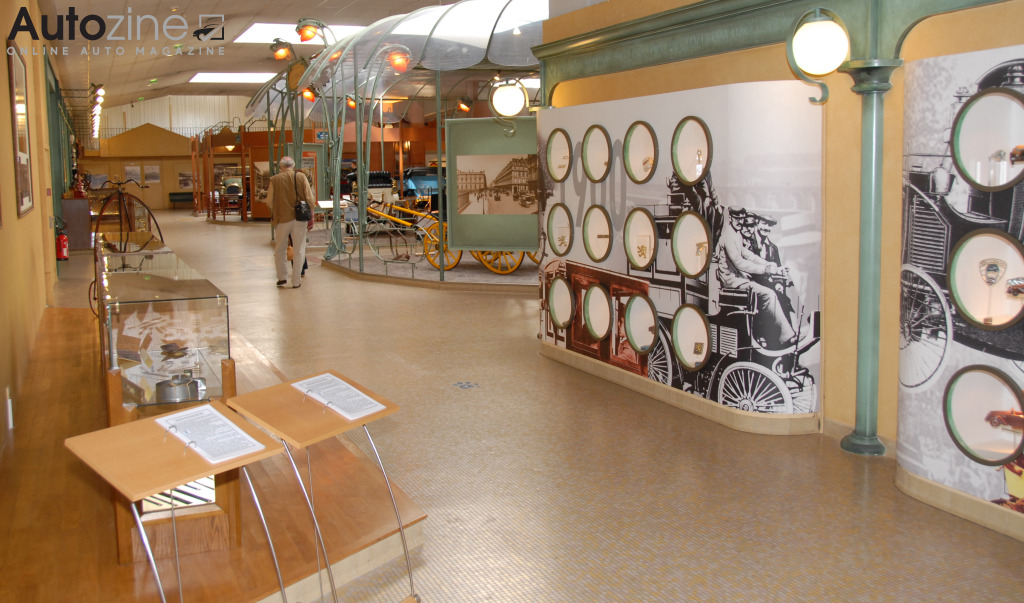 Peugeot museum (Ingang)