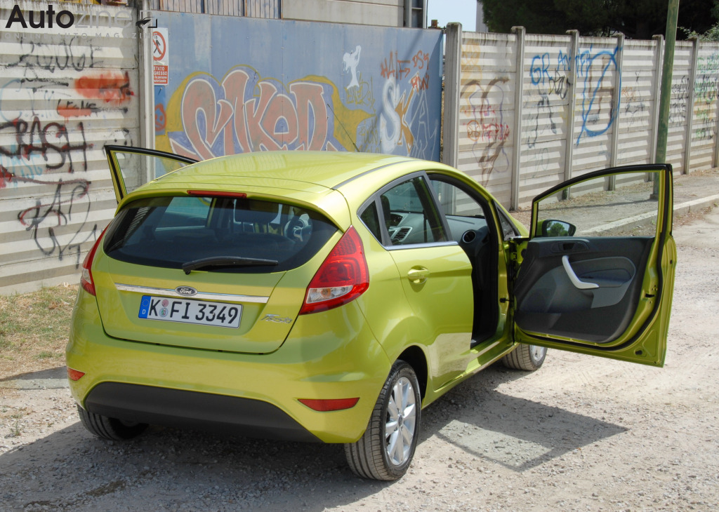 Ford Fiesta (2008 - 2017) (Schuin achter - deuren open)