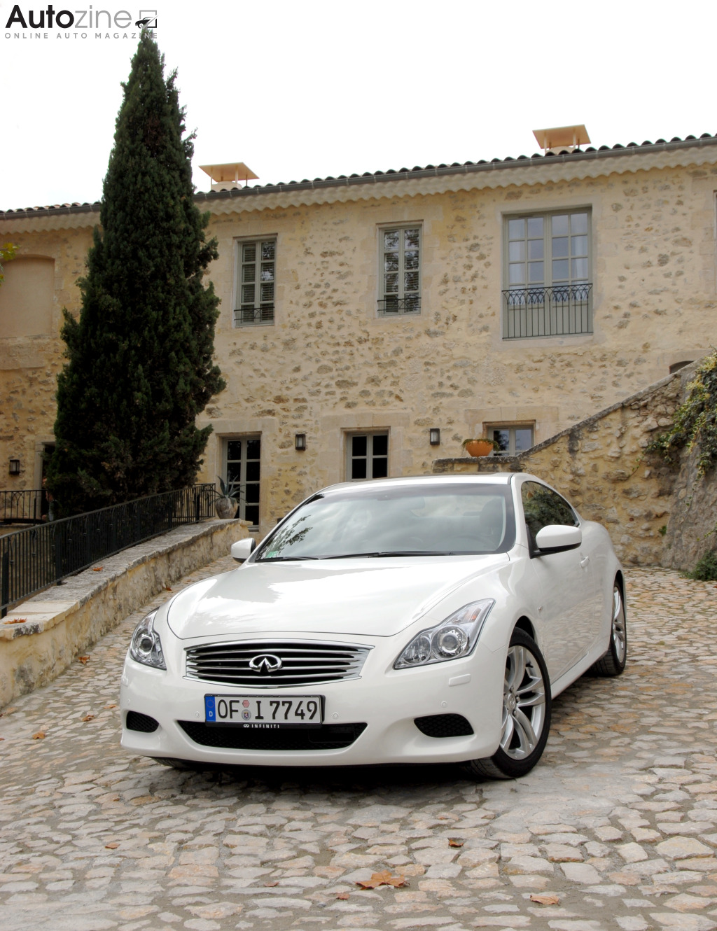 Infiniti G37 Coupe (Driekwart voor hoog)