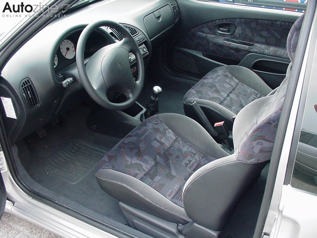 Autozine Foto s Citroen Saxo VTS 4 8 Autozine Foto s Citroen Saxo VTS 4 8