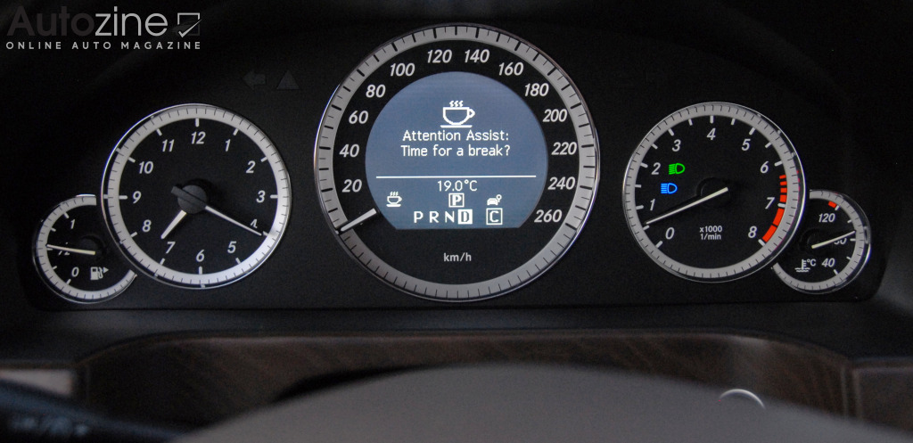 Mercedes-Benz E-Klasse (2009 - 2016) (Attention assist)