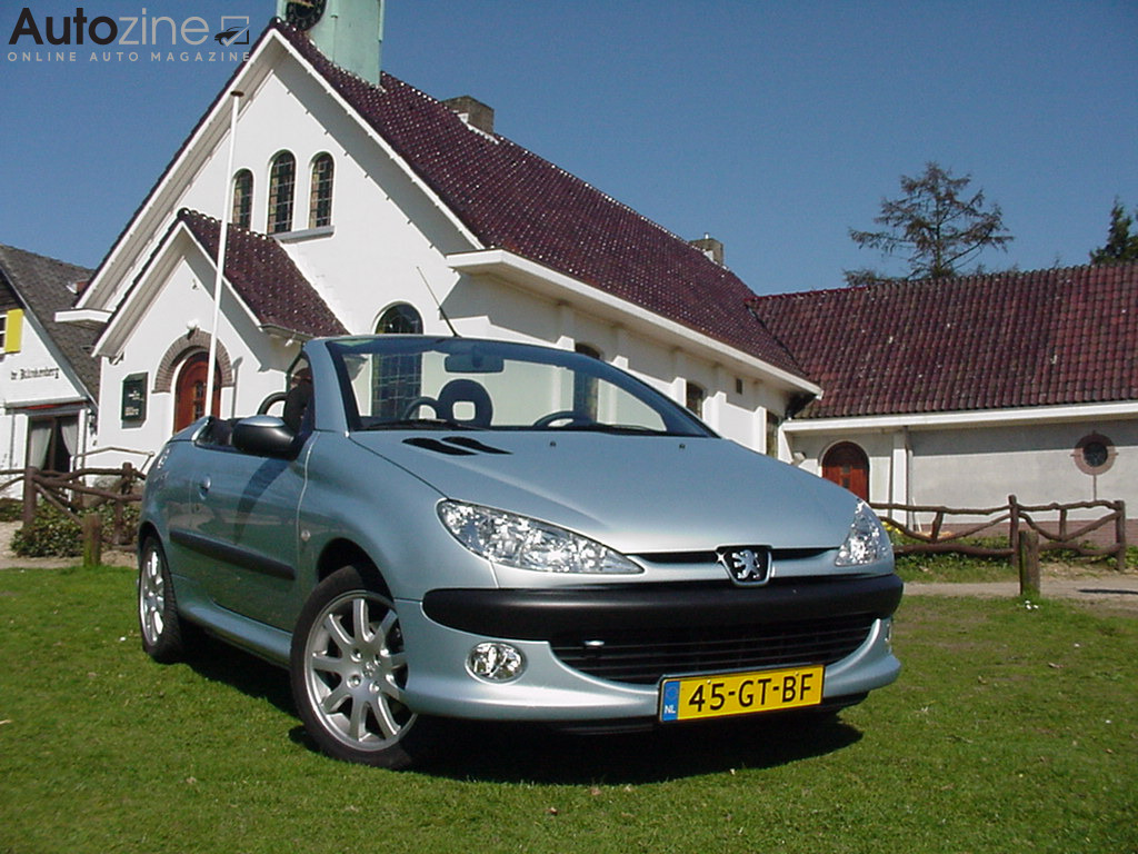 Peugeot 206 CC (Driekwart voor)