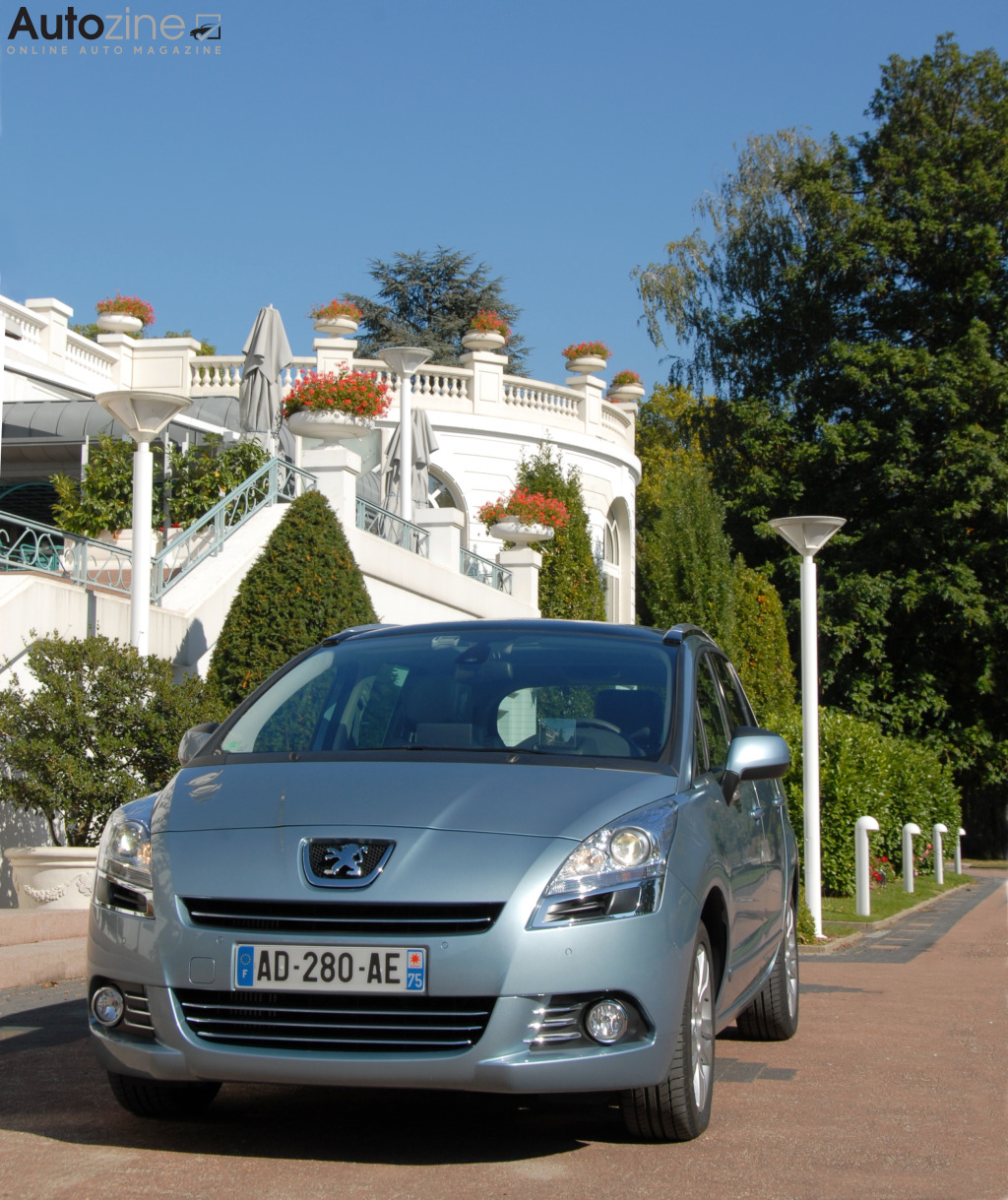 Peugeot 5008 (2009 - 2017) (Schuin voor)