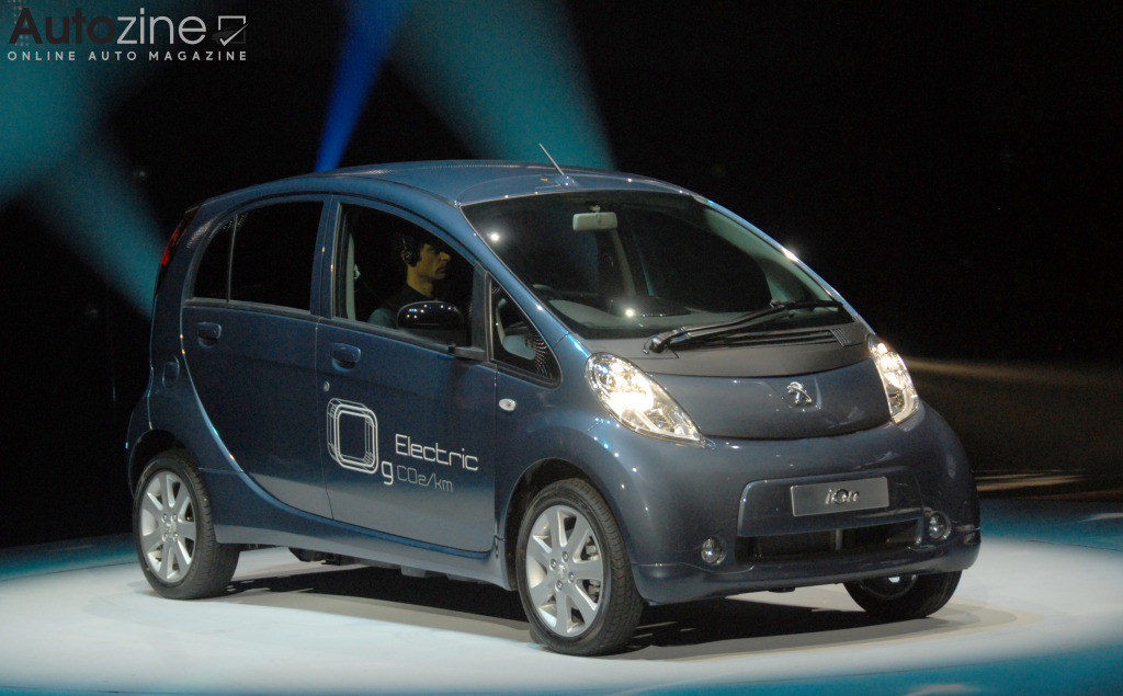 Peugeot in de toekomst (iOn schuin voor)