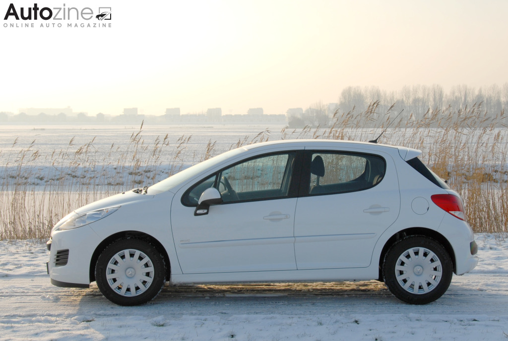 Peugeot 207 (Zijkant)