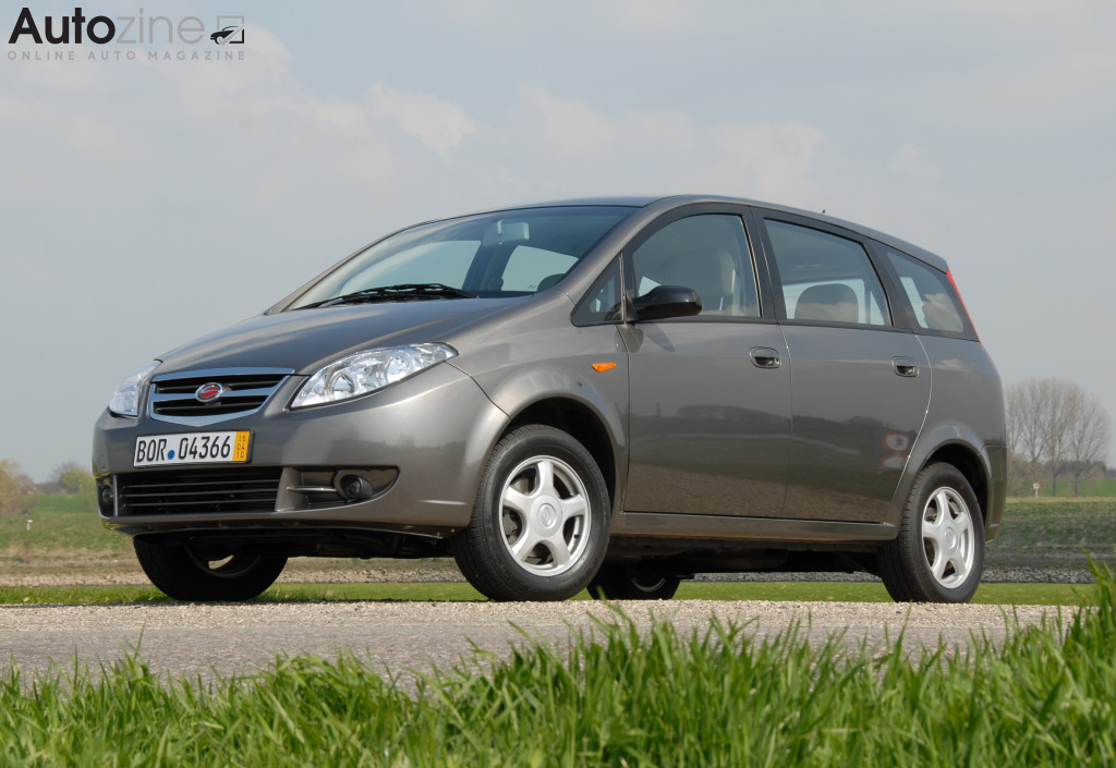 Landwind CV9 (Schuin voor)