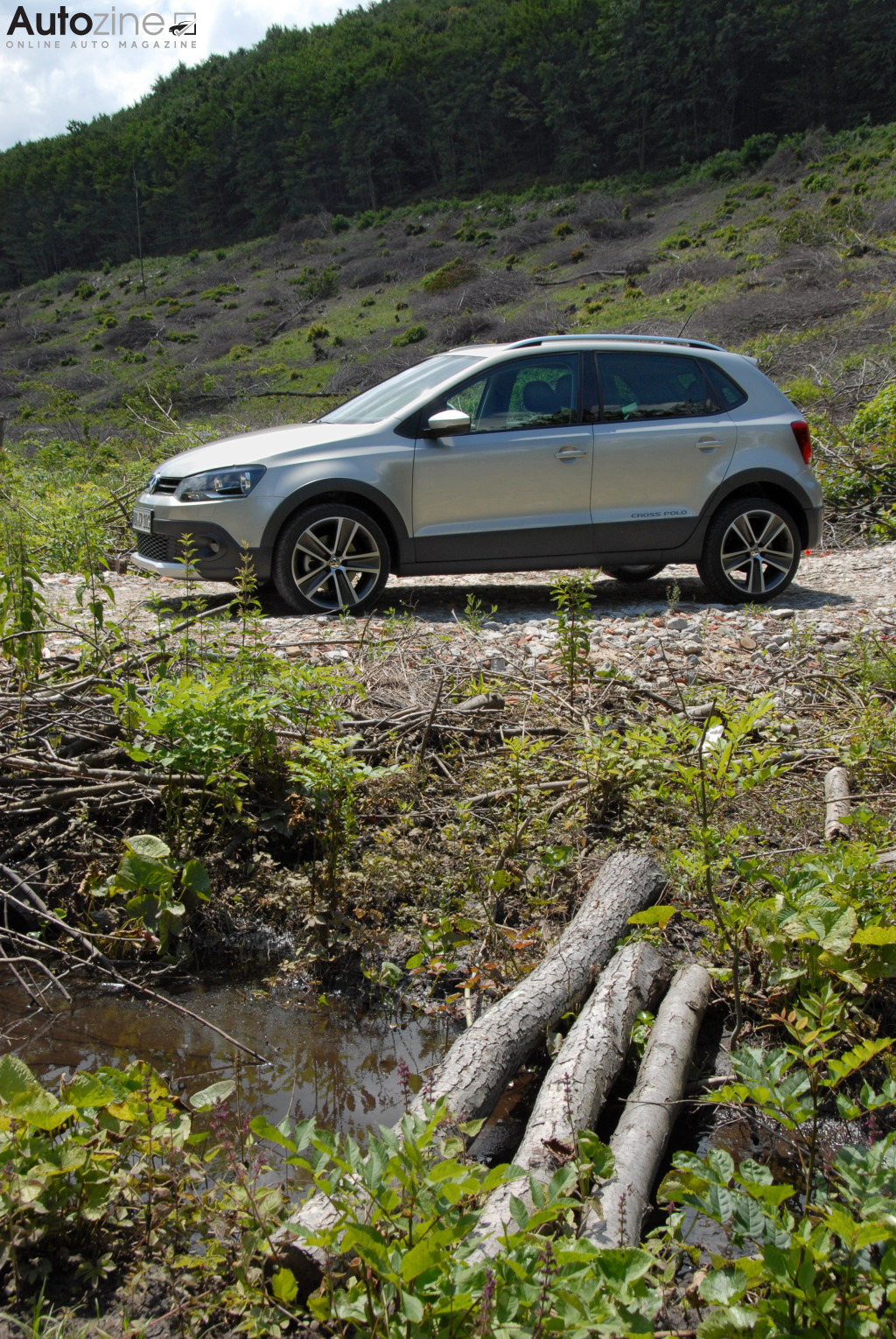 Volkswagen CrossPolo (Zijkant hoog)