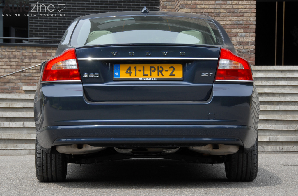 Volvo S80 (Recht achter)