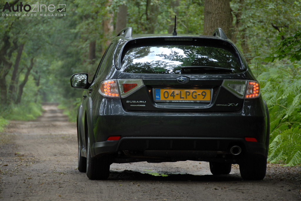 Subaru Impreza XV (Recht achter)