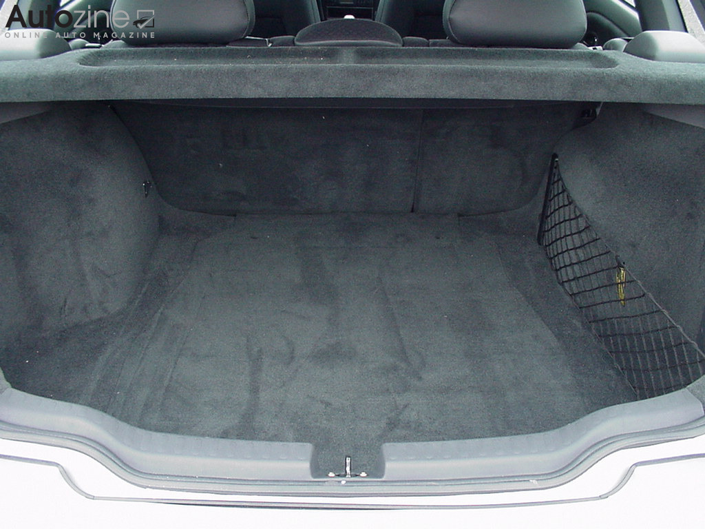 Volvo V40 (1995 - 2005) (Bagageruimte)