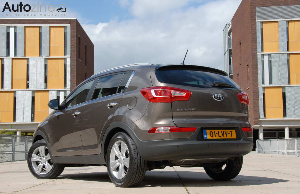 Kia Sportage (2010 - 2015) (Driekwart achter)