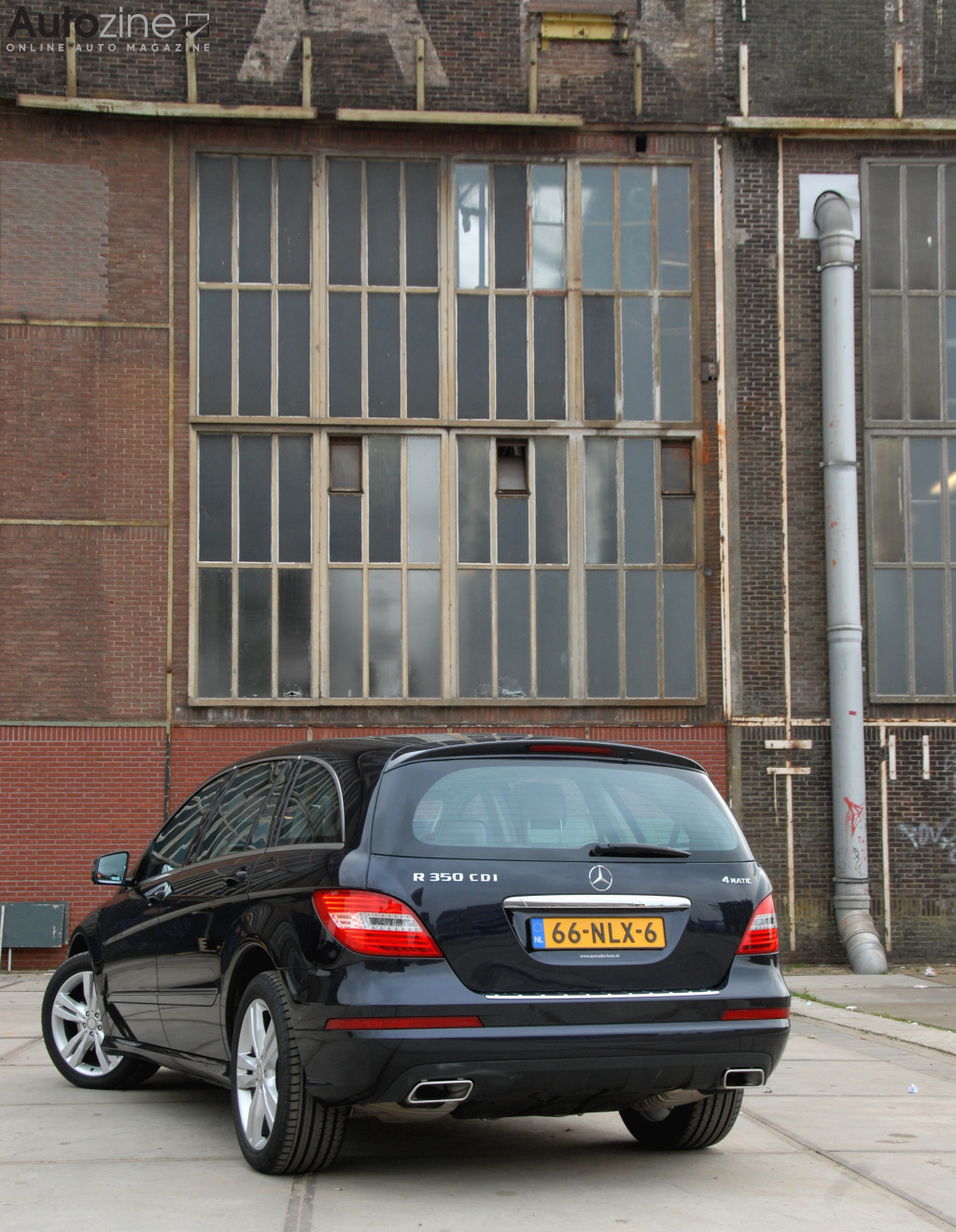 Mercedes-Benz R-Klasse (Driekwart achter hoog)