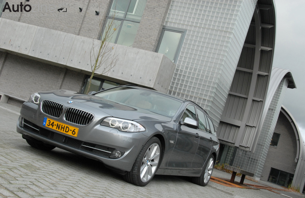 BMW 5-Serie Touring (2010 - 2016) (Schuin voor)