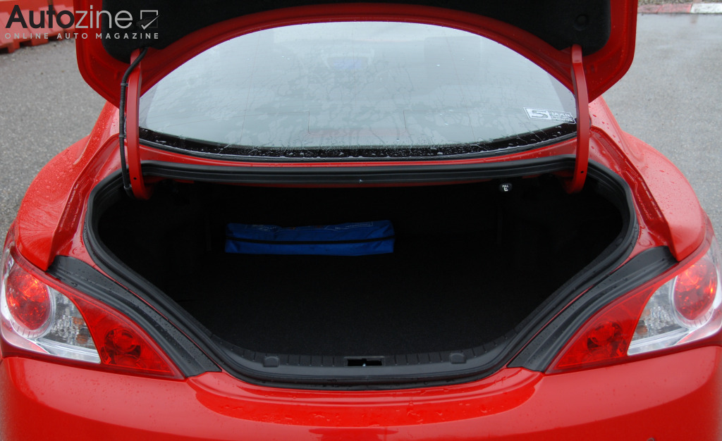 Hyundai Genesis Coupe (Bagageruimte)