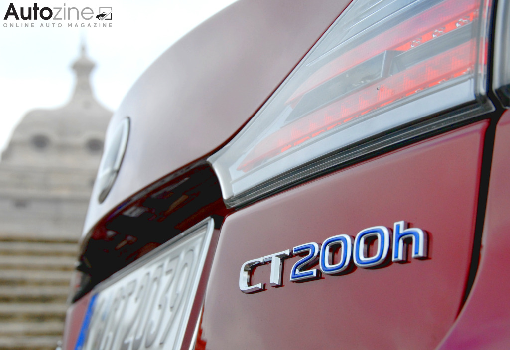 Lexus CT 200h (Logo)